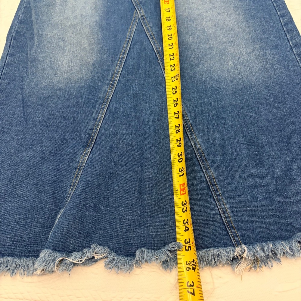 Denim Maxi Skirt Womens Sz L Medium Wash Distressed Raw Hem Long Jean Skirt Boho - Picture 4 of 6